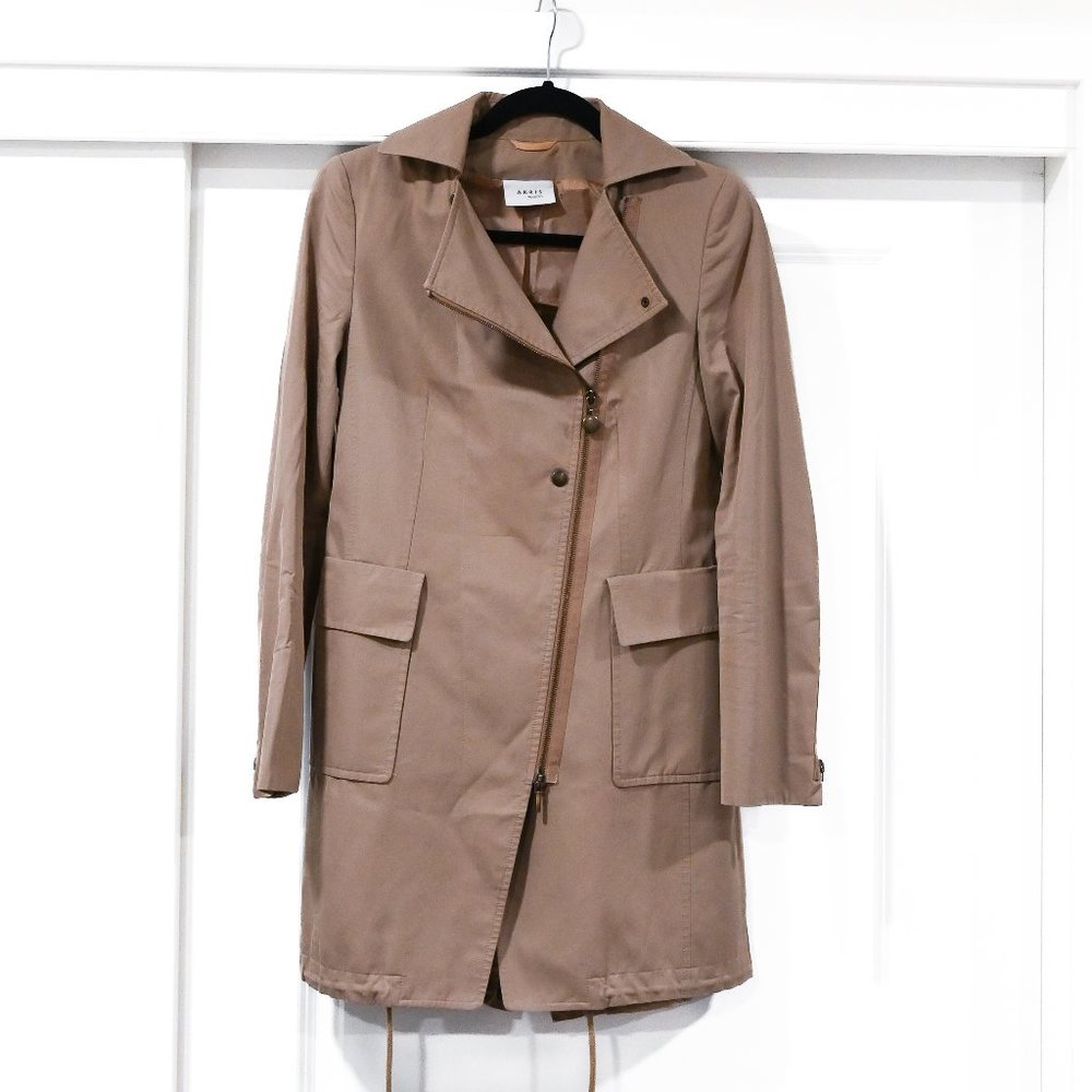 Akris Punto Size 4 Asymmetric Full Zip Tan Trench Coat | Size 4/Small